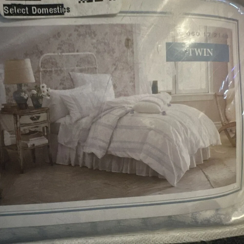 Simply Shabby Chic Blue Embroidered Twin Duvet & Sham Set 2pc